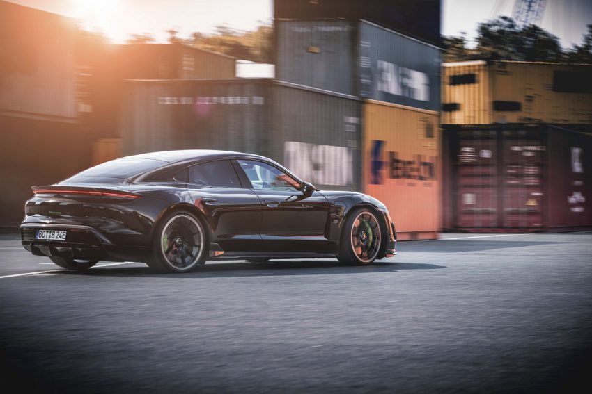 2022 Brabus Porsche Taycan Turbo S - Rear Three-Quarter Wallpaper 850x567 #8