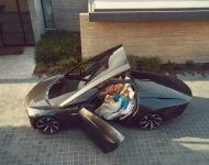 2022 Cadillac InnerSpace Concept - Side Wallpaper 190x150