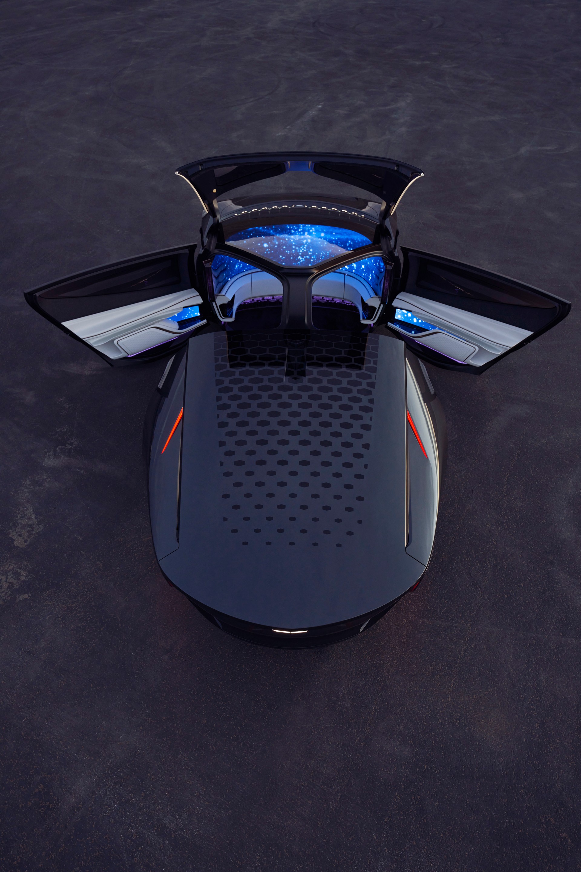 Download 2022 Cadillac InnerSpace Concept - Top HD Phone Wallpaper 1920x2880 #22