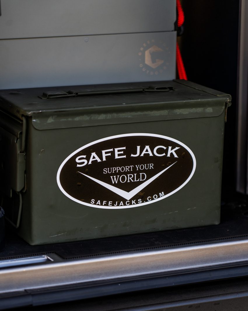 2022 GMC Sierra 1500 AT4X Ultimate Overland Vehicle - Detail Phone Wallpaper 850x1063 #29