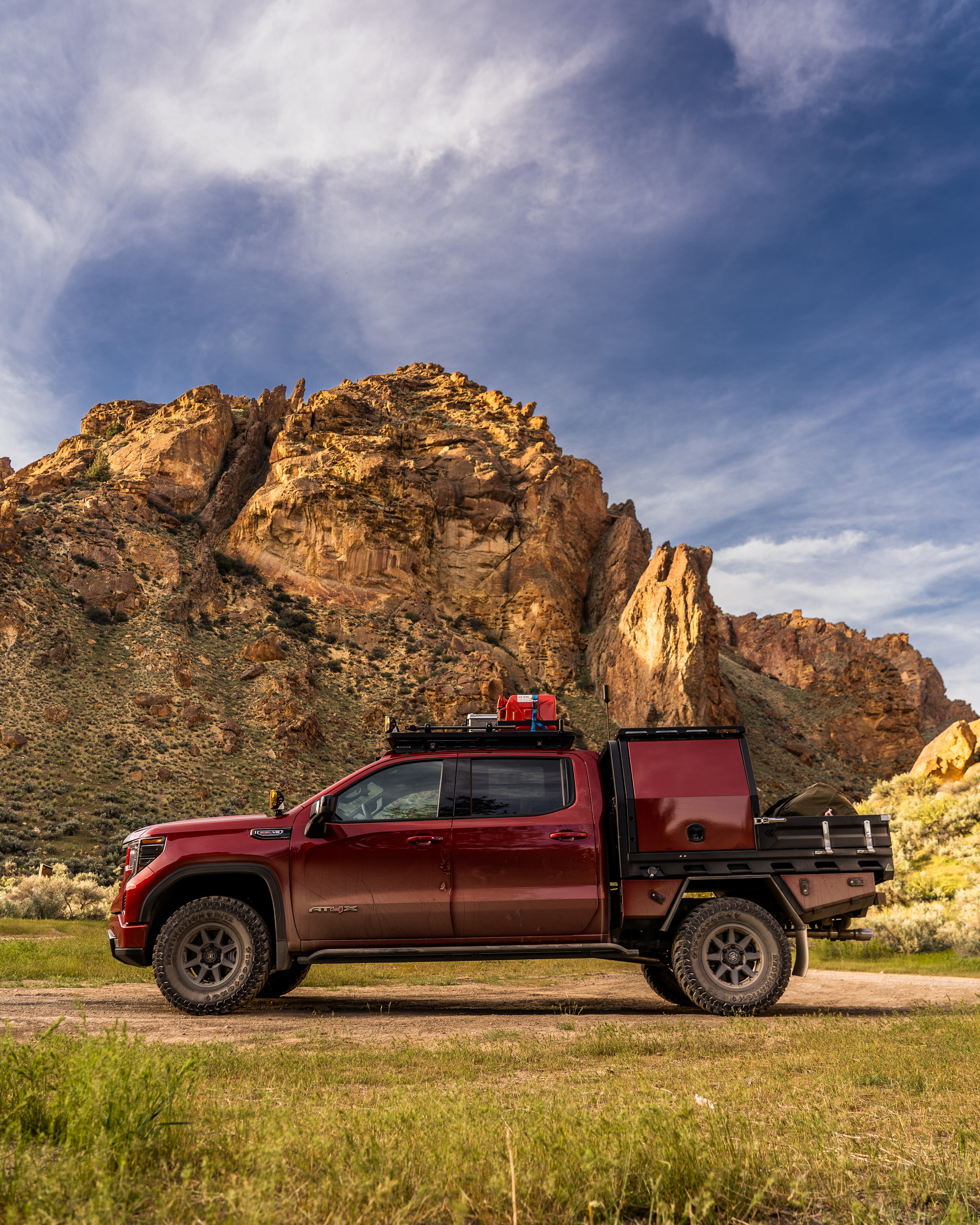 Download 2022 GMC Sierra 1500 AT4X Ultimate Overland Vehicle - Side HD Phone Wallpaper 1920x2400 #11