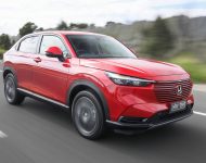 2022 Honda HR-V eHEV L - AU version - Front Three-Quarter Wallpaper 190x150