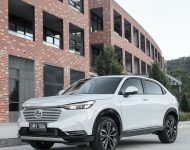 2022 Honda HR-V eHEV L - AU version - Front Three-Quarter Wallpaper 190x150