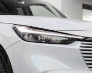 2022 Honda HR-V eHEV L - AU version - Headlight Wallpaper 190x150