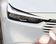 2022 Honda HR-V eHEV L - AU version - Headlight Wallpaper 190x150