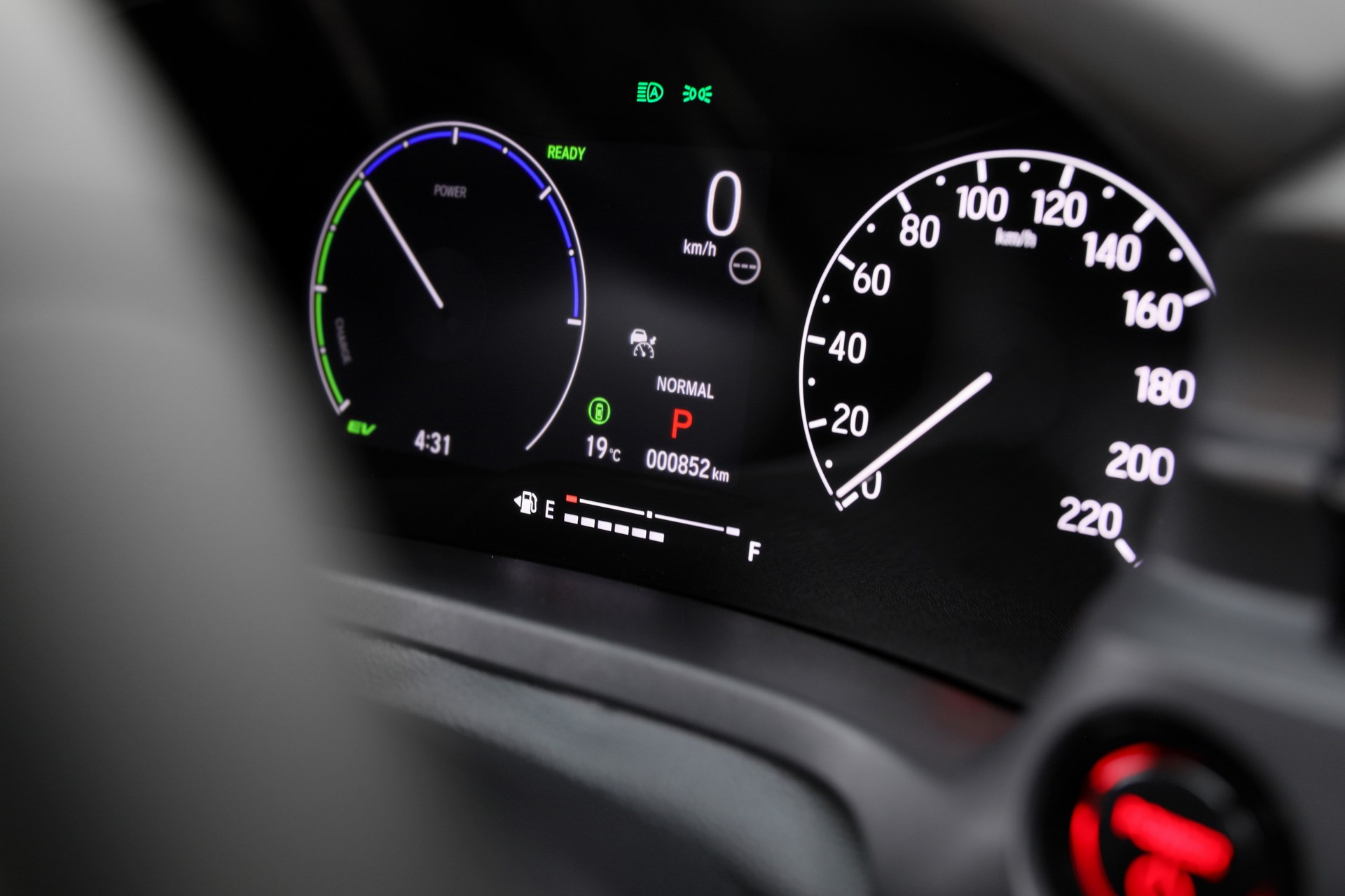 Download 2022 Honda HR-V eHEV L - AU version - Instrument Cluster HD Wallpaper 1920x1280 #61