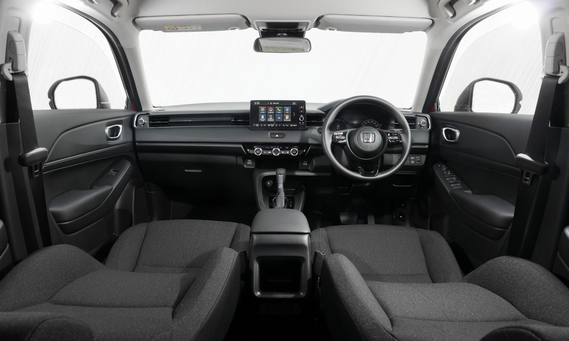Download 2022 Honda HR-V eHEV L - AU version - Interior, Cockpit HD Wallpaper 1920x1153 #153