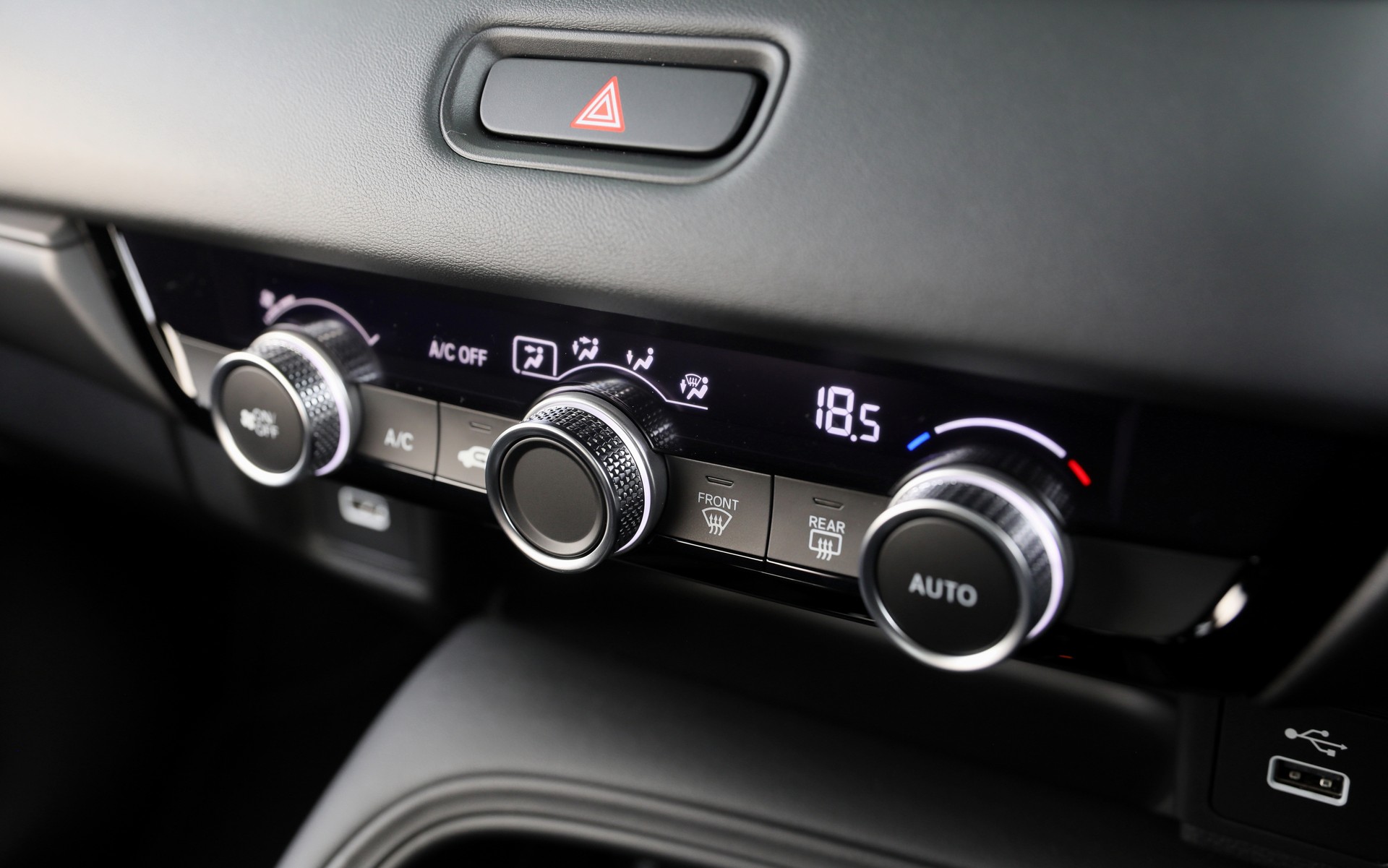 Download 2022 Honda HR-V eHEV L - AU version - Interior, Detail HD Wallpaper 1920x1201 #135