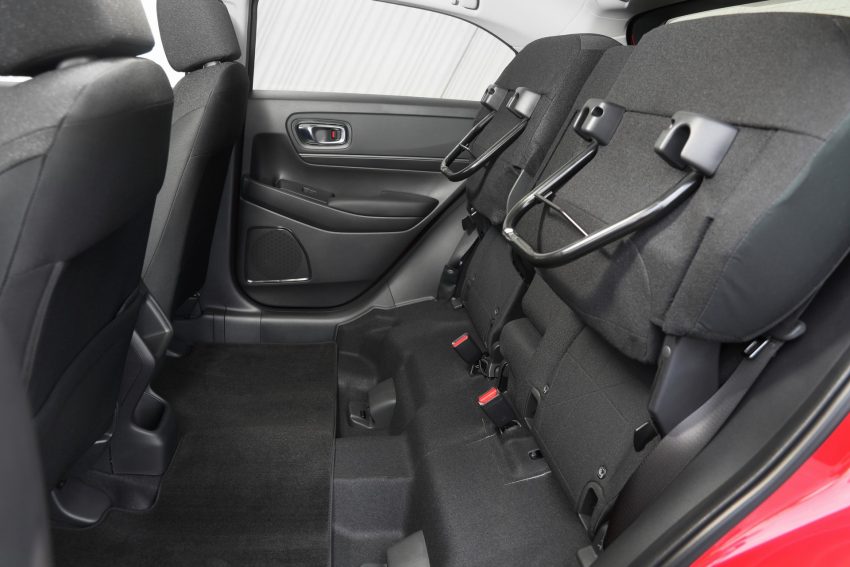 2022 Honda HR-V eHEV L - AU version - Interior, Rear Seats Wallpaper 850x567 #156