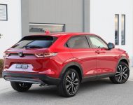 2022 Honda HR-V eHEV L - AU version - Rear Three-Quarter Wallpaper 190x150