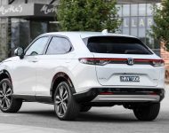 2022 Honda HR-V eHEV L - AU version - Rear Three-Quarter Wallpaper 190x150