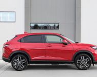 2022 Honda HR-V eHEV L - AU version - Side Wallpaper 190x150