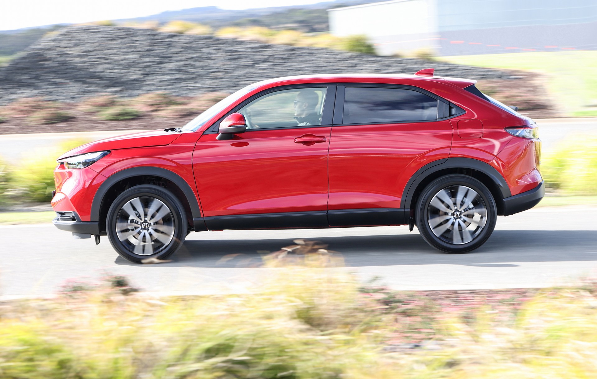 Download 2022 Honda HR-V eHEV L - AU version - Side HD Wallpaper 1920x1220 #114