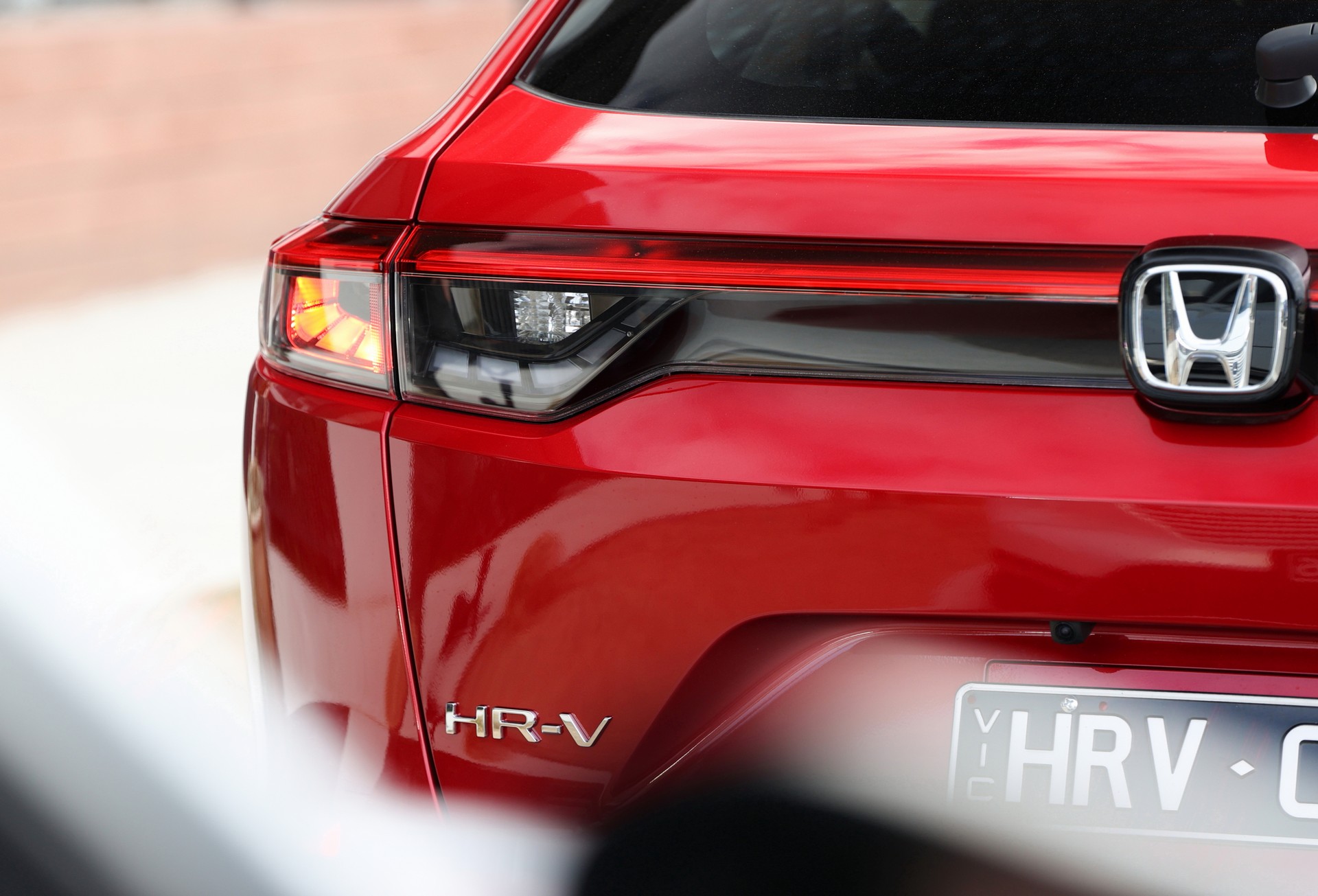 Download 2022 Honda HR-V eHEV L - AU version - Tail Light HD Wallpaper 1920x1305 #125