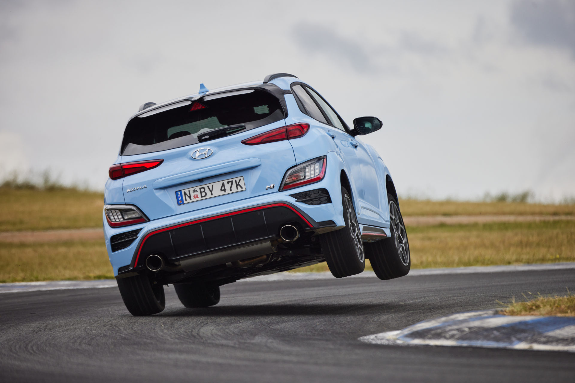Download 2022 Hyundai Kona N - AU version - Rear HD Wallpaper 1920x1280 #17