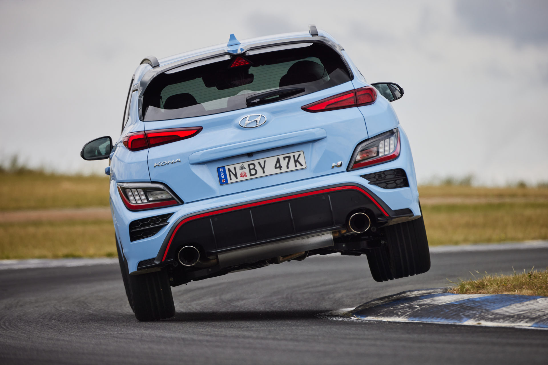 Download 2022 Hyundai Kona N - AU version - Rear HD Wallpaper 1920x1280 #9