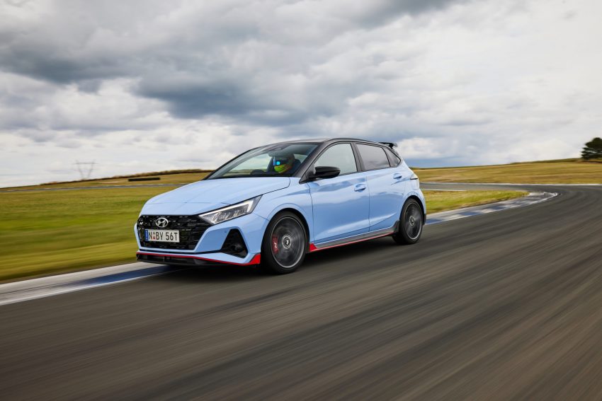 2022 Hyundai i20 N - AU version - Front Three-Quarter Wallpaper 850x567 #3
