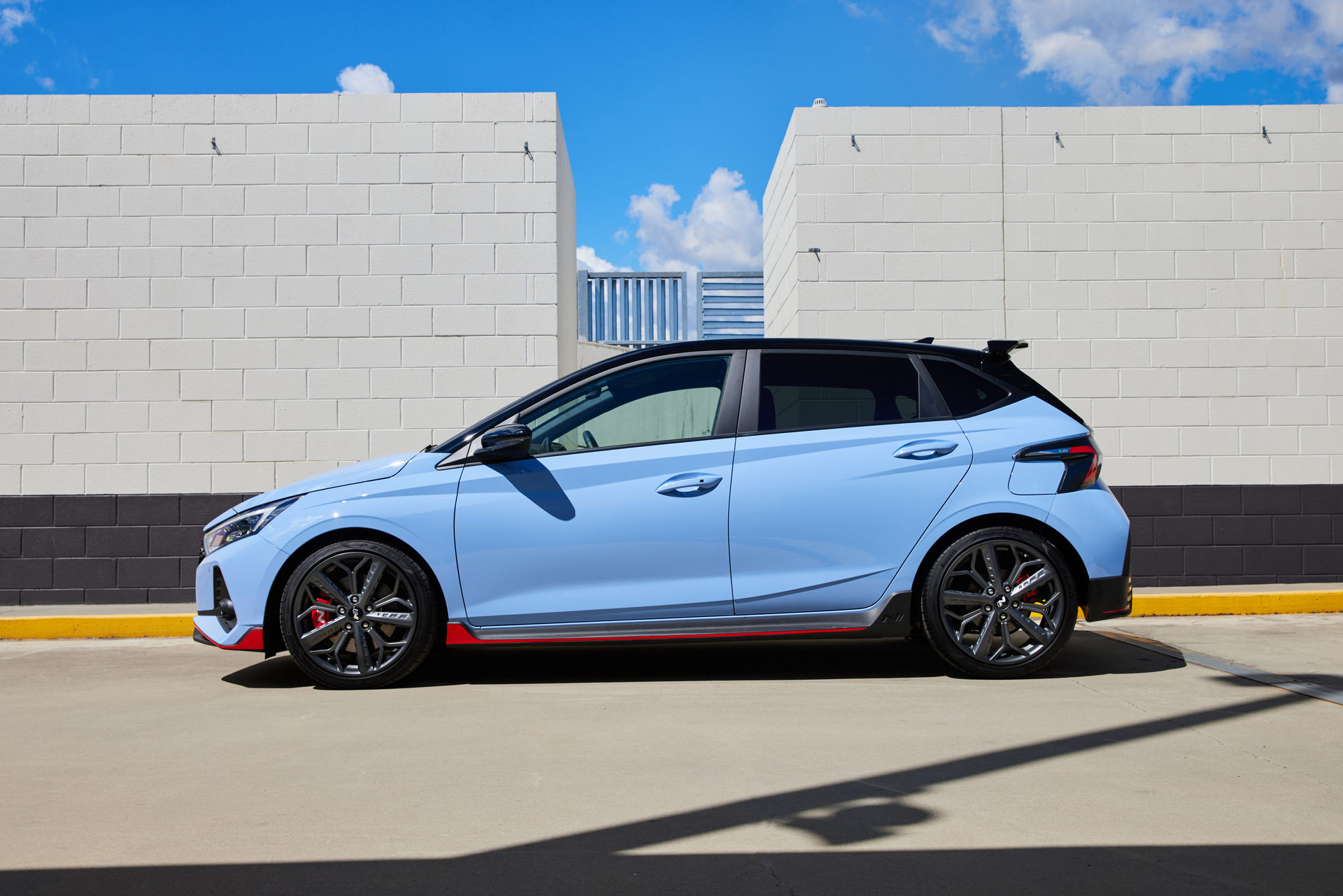 Download 2022 Hyundai i20 N - AU version - Side HD Wallpaper 1920x1281 #36