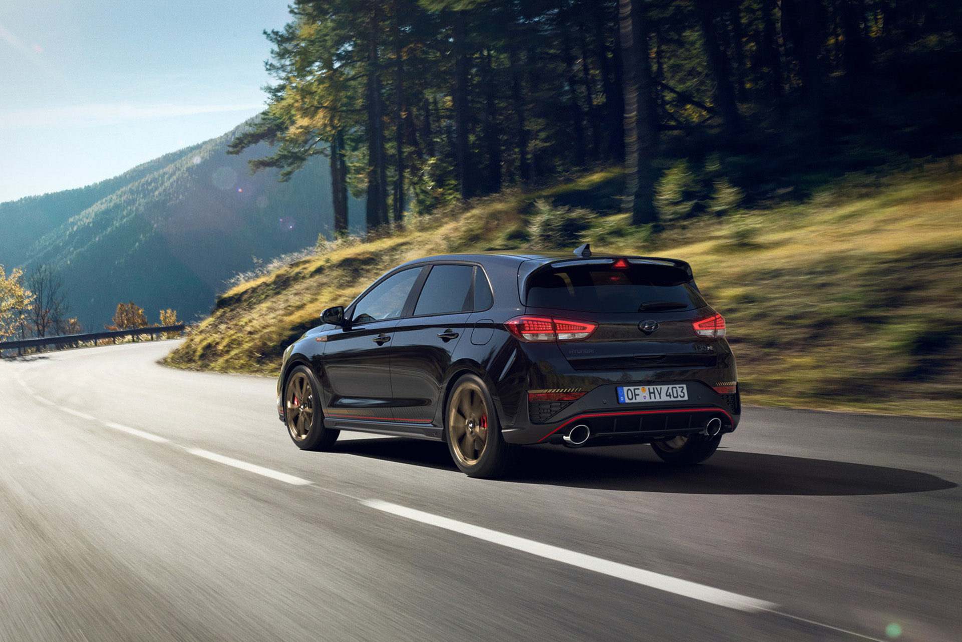 Download 2022 Hyundai i30 N Drive-N Limited Edition - Rear Three-Quarter HD Wallpaper 1921x1281 #5