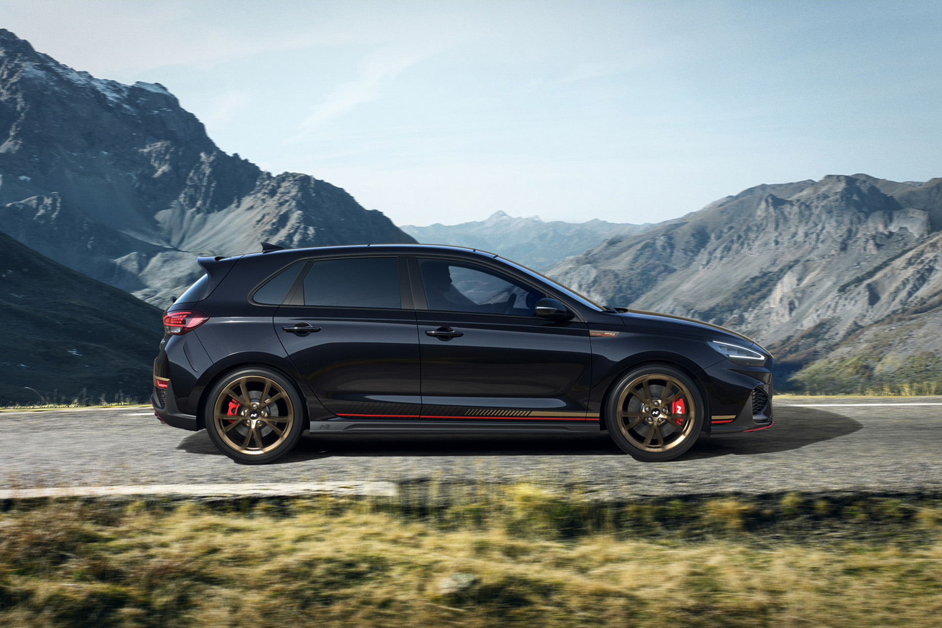 Download 2022 Hyundai i30 N Drive-N Limited Edition - Side HD Wallpaper 1921x1281 #8