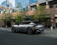 2022 Kia EV6 - Charging Wallpaper 190x150