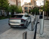 2022 Kia EV6 - Charging Wallpaper 190x150