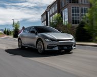 2022 Kia EV6 - Front Three-Quarter Wallpaper 190x150