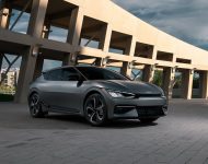 2022 Kia EV6 - Front Three-Quarter Wallpaper 190x150