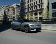 2022 Kia EV6 - Front Three-Quarter Wallpaper 190x150