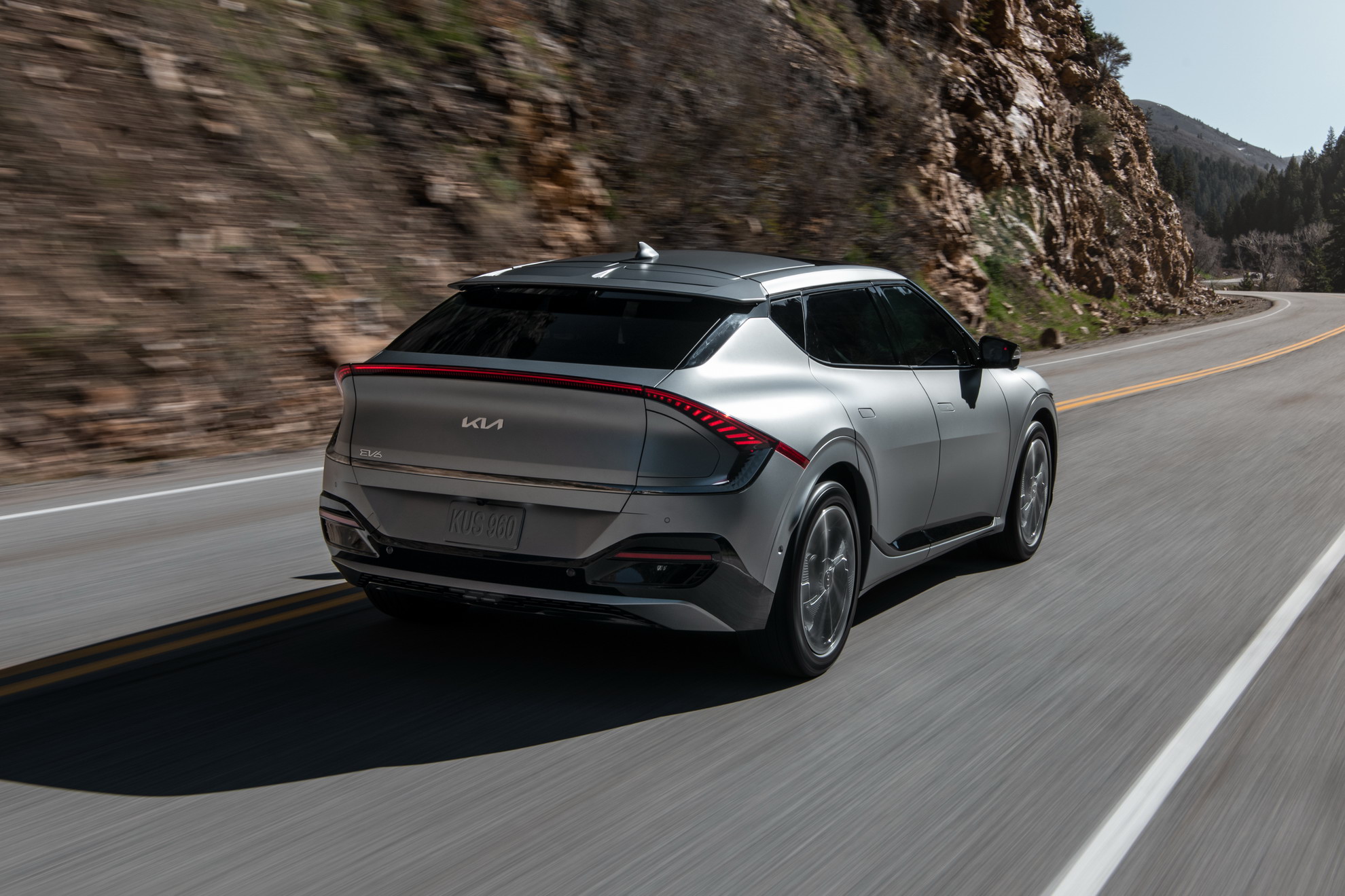 Download 2022 Kia EV6 - Rear Three-Quarter HD Wallpaper 1980x1320 #8