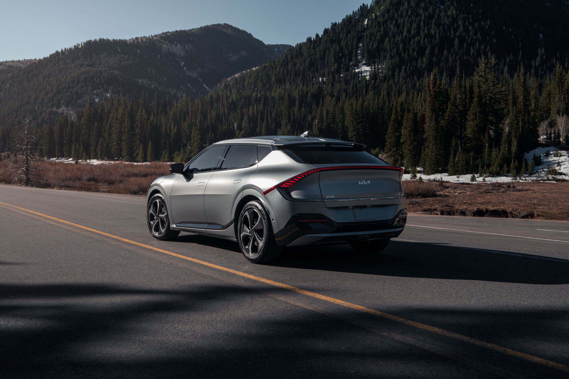 Download 2022 Kia EV6 - Rear Three-Quarter HD Wallpaper 1980x1320 #16