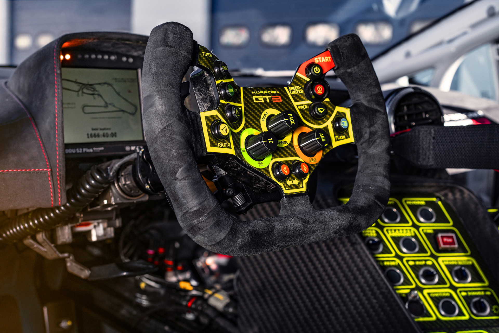 Download 2023 Lamborghini Huracán GT3 EVO2 - Interior, Steering Wheel HD Wallpaper 1920x1281 #23