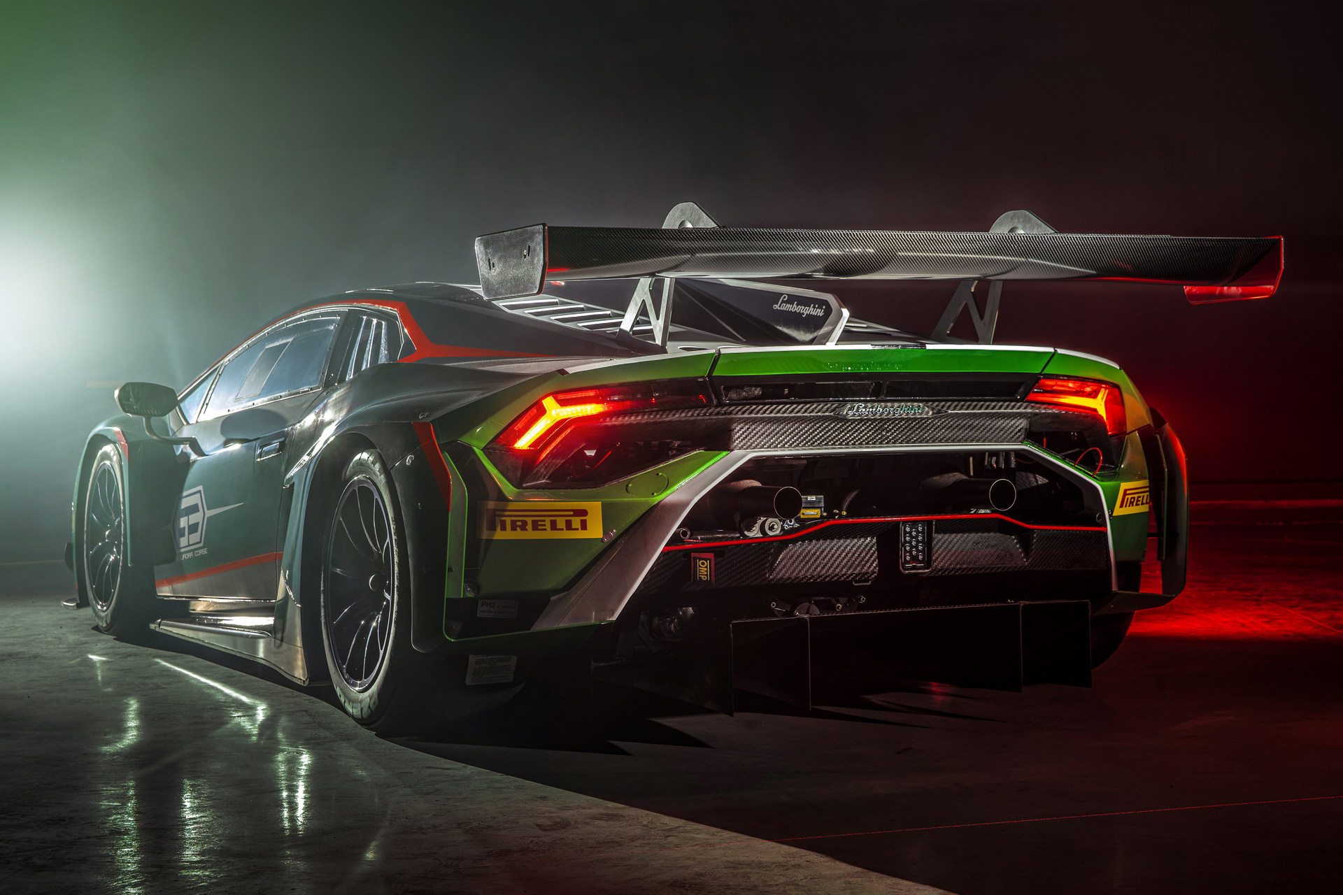 Download 2023 Lamborghini Huracán GT3 EVO2 - Rear Three-Quarter HD Wallpaper 1920x1280 #29