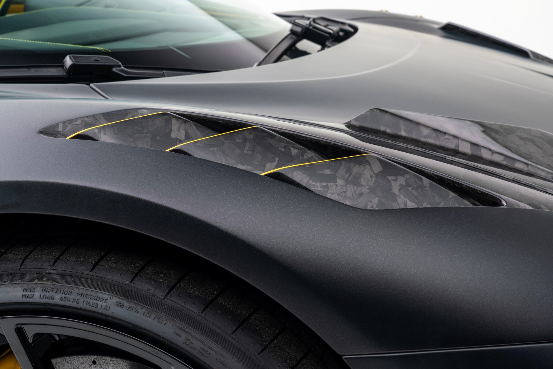 Download 2022 Mansory F9XX based on Ferrari SF90 - Hood HD Wallpaper 1920x1281 #9