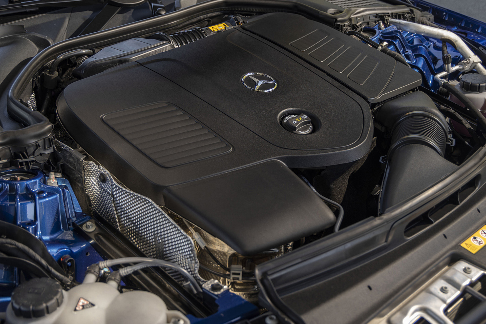 Download 2022 Mercedes-Benz C 300 4Matic - US version - Engine HD Wallpaper 1921x1280 #66