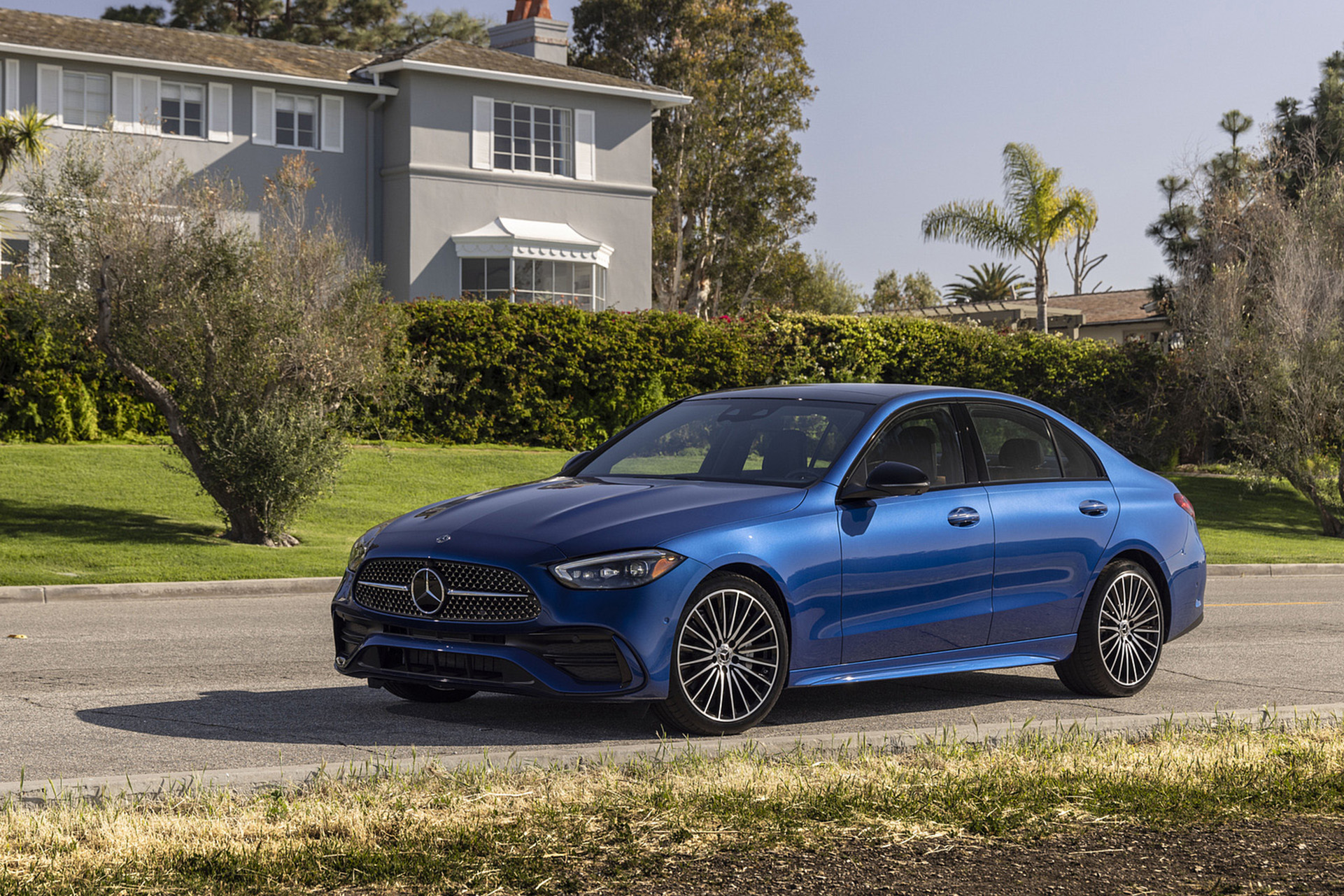 Download 2022 Mercedes-Benz C 300 4Matic - US version - Front Three-Quarter HD Wallpaper 1921x1281 #39