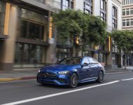 2022 Mercedes-Benz C 300 4Matic - US version - Front Three-Quarter Wallpaper 190x150