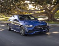 2022 Mercedes-Benz C 300 4Matic - US version - Front Three-Quarter Wallpaper 190x150