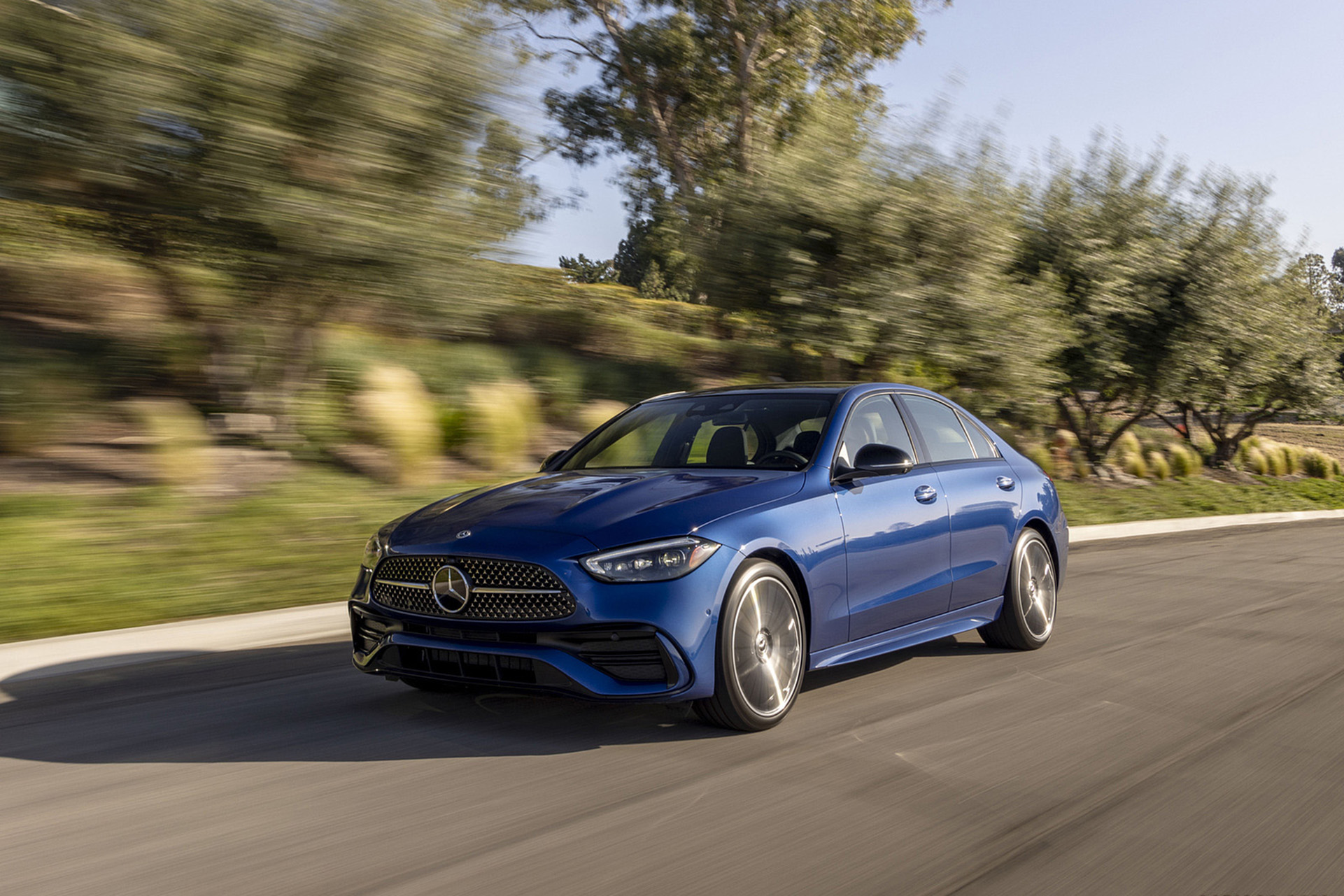 Download 2022 Mercedes-Benz C 300 4Matic - US version - Front Three-Quarter HD Wallpaper 1921x1281 #13