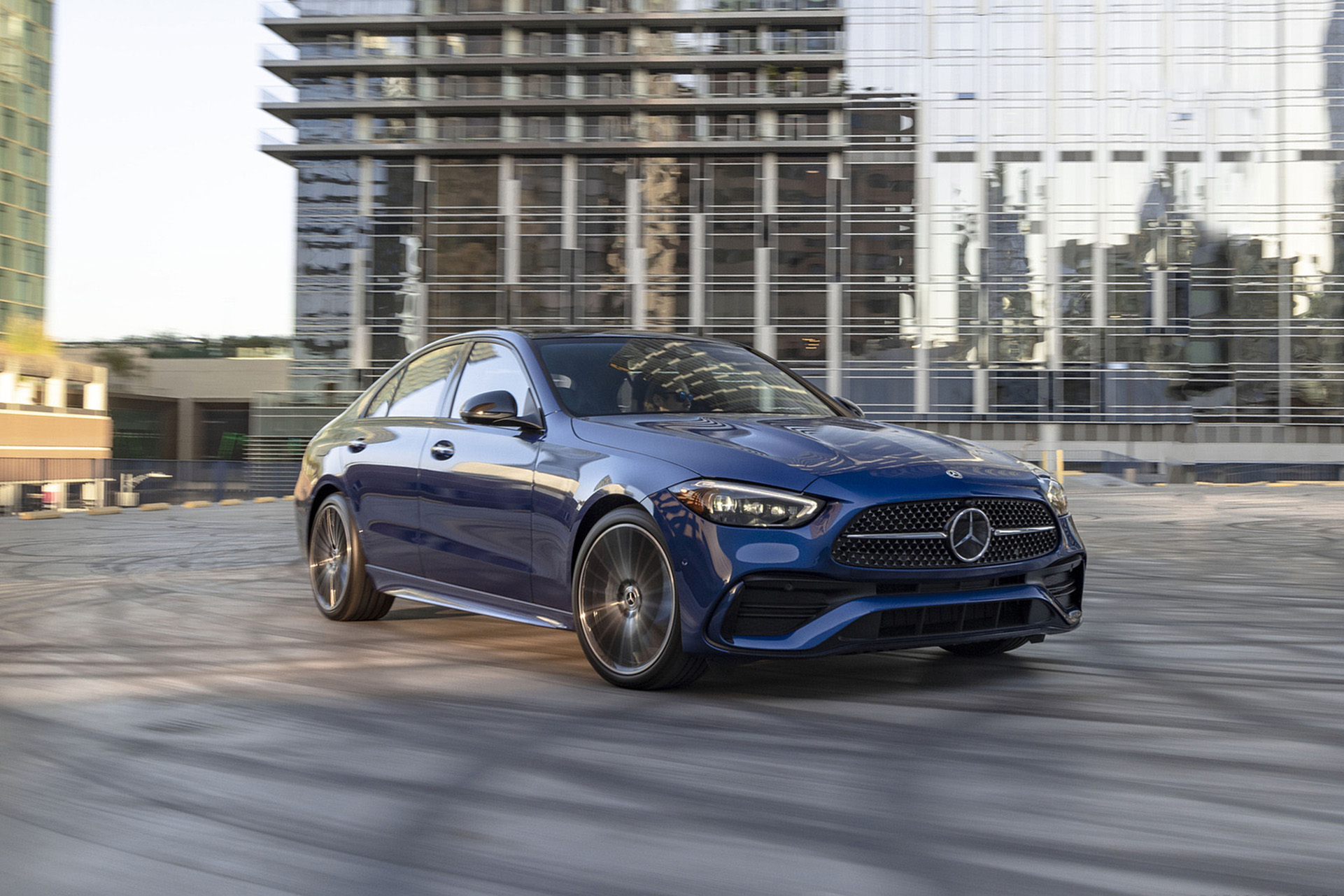 Download 2022 Mercedes-Benz C 300 4Matic - US version - Front Three-Quarter HD Wallpaper 1921x1281 #28