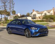 2022 Mercedes-Benz C 300 4Matic - US version - Front Three-Quarter Wallpaper 190x150