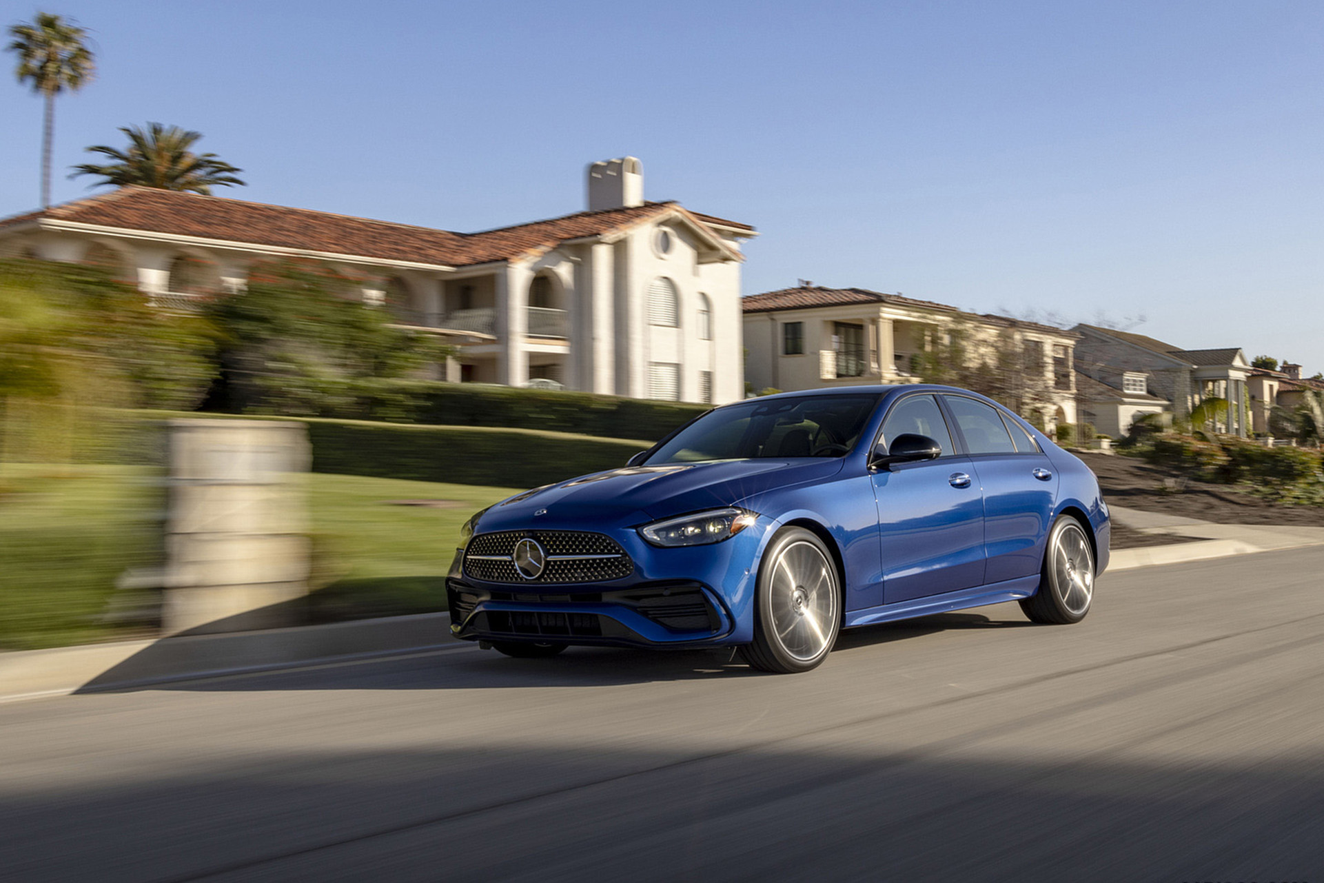 Download 2022 Mercedes-Benz C 300 4Matic - US version - Front Three-Quarter HD Wallpaper 1921x1281 #18