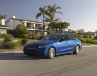 2022 Mercedes-Benz C 300 4Matic - US version - Front Three-Quarter Wallpaper 190x150