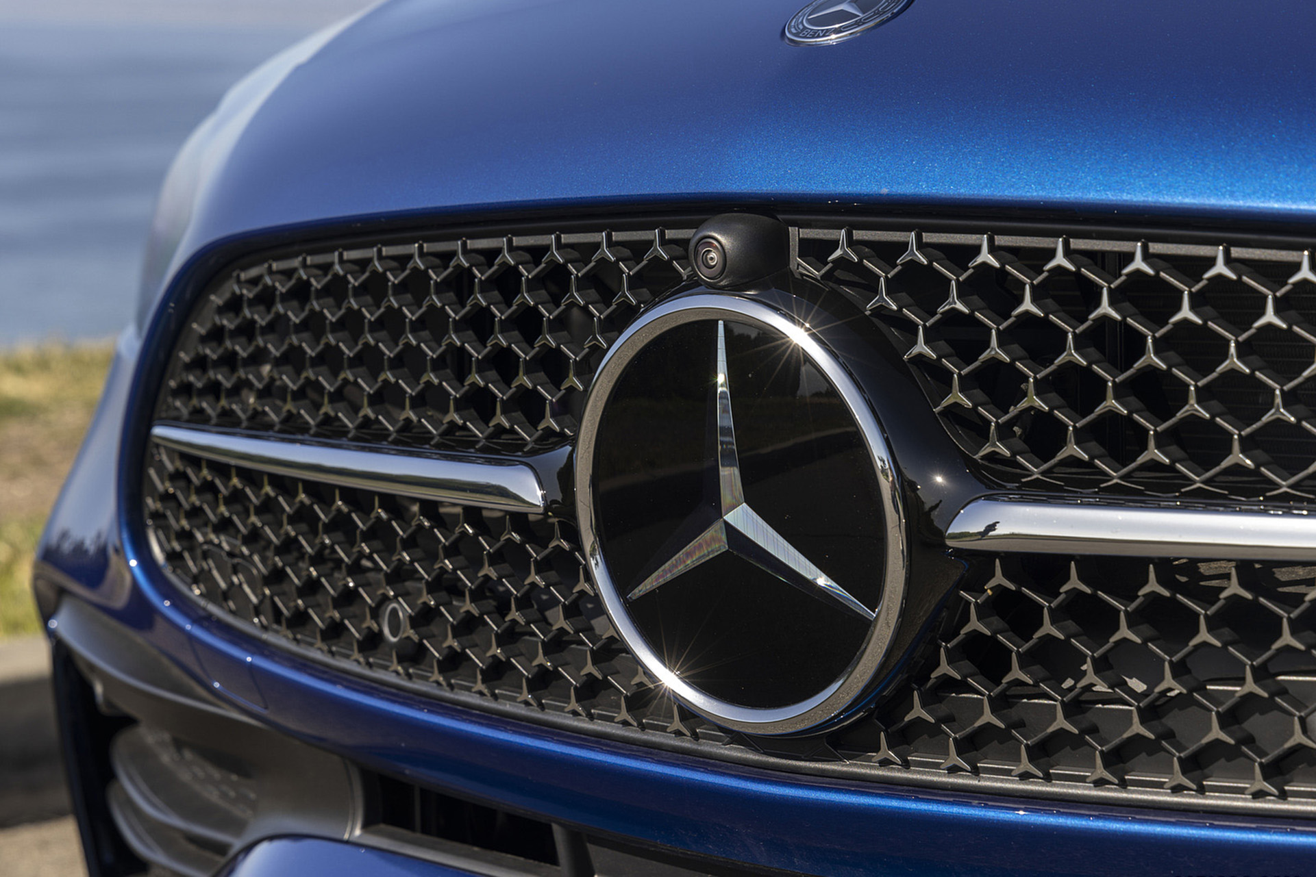Download 2022 Mercedes-Benz C 300 4Matic - US version - Grille HD Wallpaper 1921x1281 #49