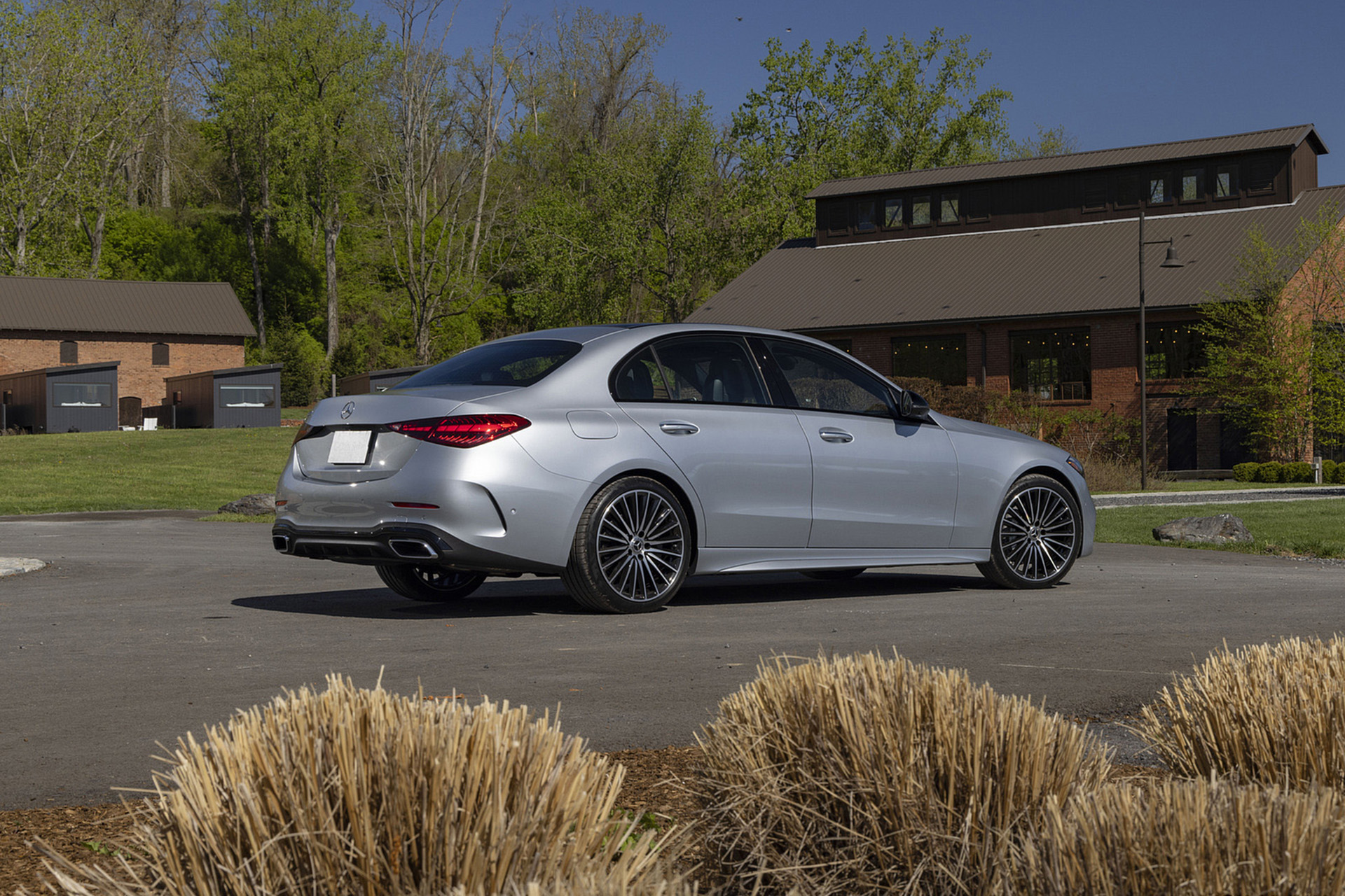 Download 2022 Mercedes-Benz C 300 4Matic - US version - Rear Three-Quarter HD Wallpaper 1920x1280 #93