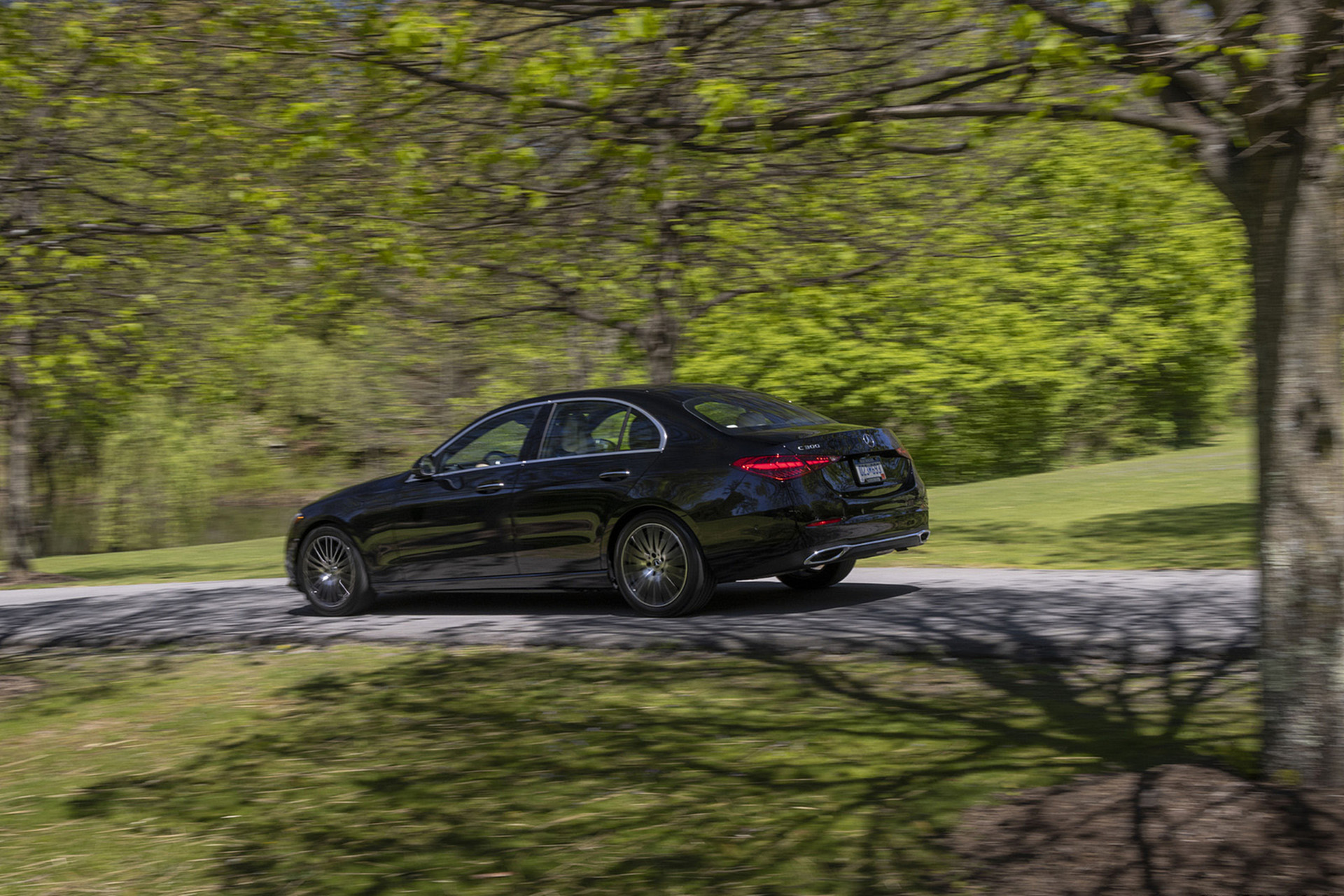 Download 2022 Mercedes-Benz C 300 4Matic - US version - Rear Three-Quarter HD Wallpaper 1920x1280 #98