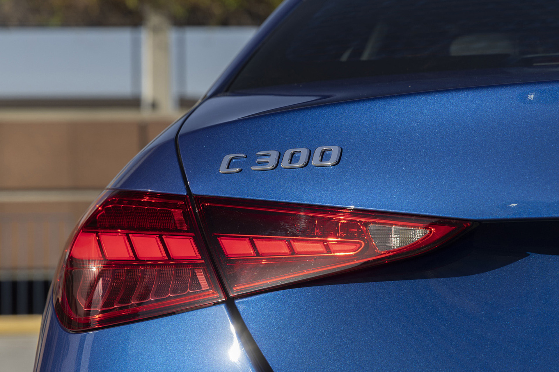 Download 2022 Mercedes-Benz C 300 4Matic - US version - Tail Light HD Wallpaper 1921x1280 #64