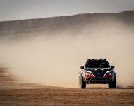 2022 Nissan Juke Hybrid Rally Tribute Concept - Off-Road Wallpaper 190x150