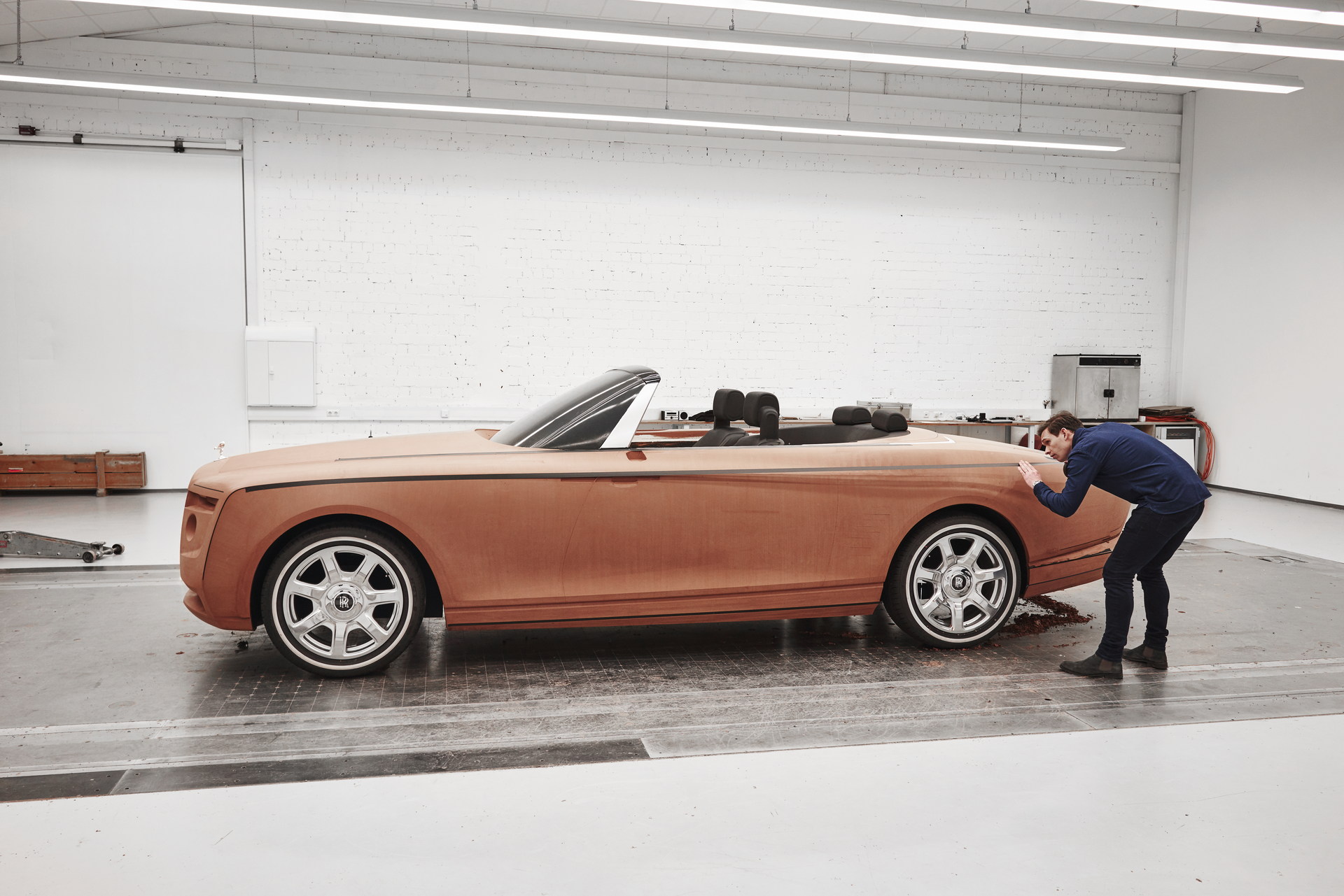 Download 2022 Rolls-Royce Boat Tail - Making Of HD Wallpaper 1920x1281 #52