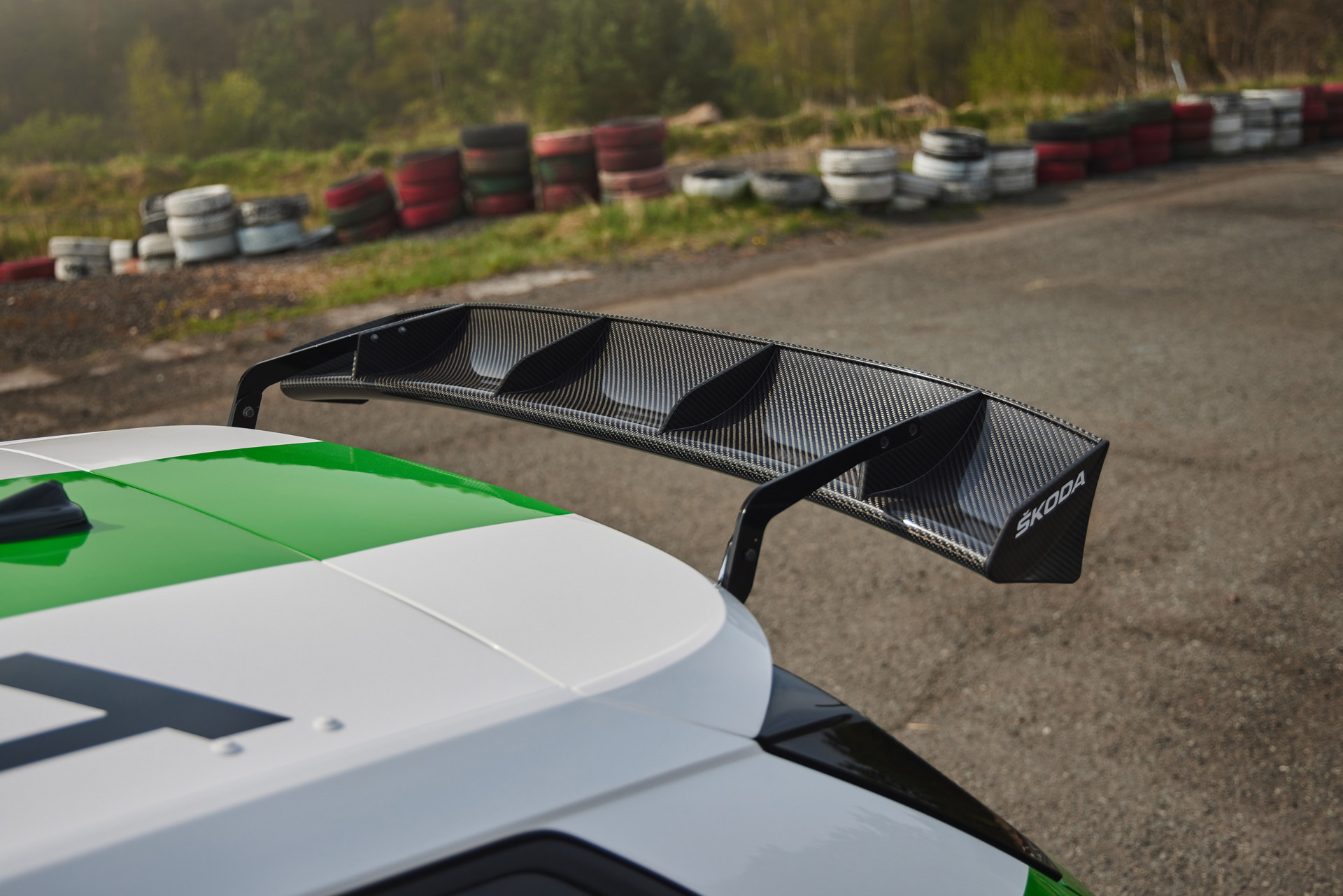 Download 2022 Skoda Afriq Concept - Spoiler HD Wallpaper 1920x1281 #22